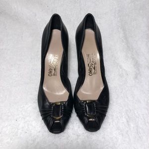Salvatore Ferragamo  Vintage pumps Size 8B